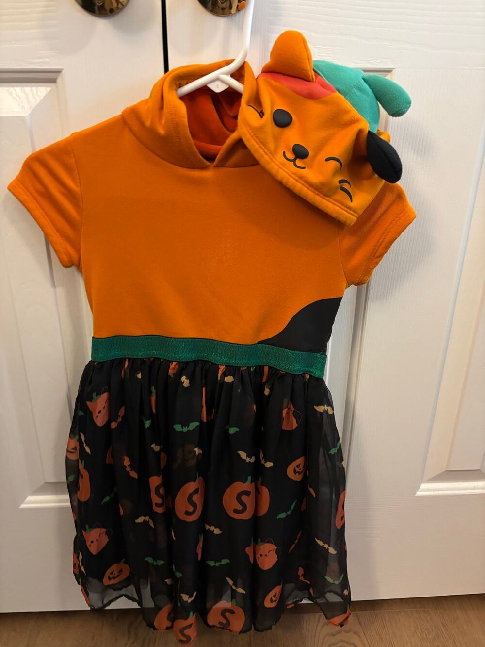 Girls' Squishmallows Halloween Cosplay Short Sleeve Dress size medium